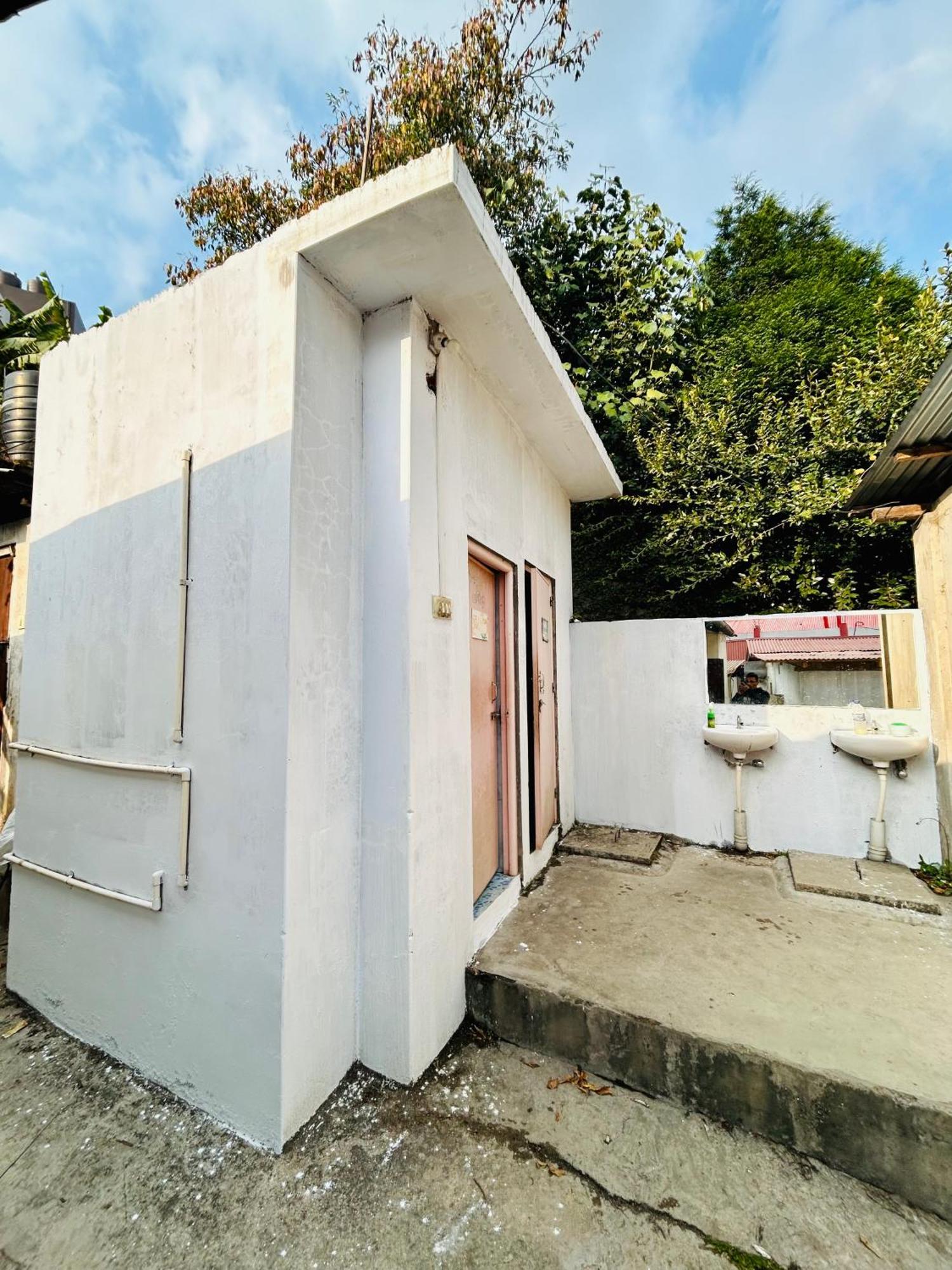Isabella Hostel 실롱 외부 사진